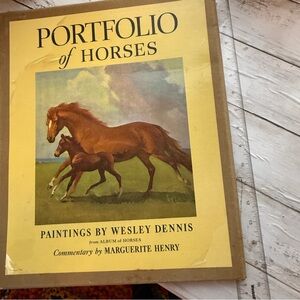 Portfolio of Horses - Cream Cover Art Book